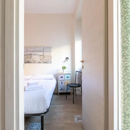 Cozy In Porta Romana Apartment