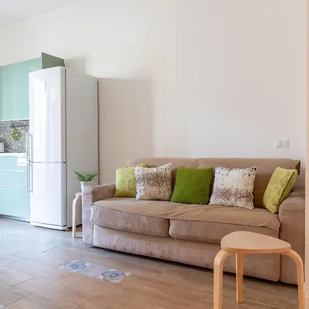 Cozy In Porta Romana Apartment
